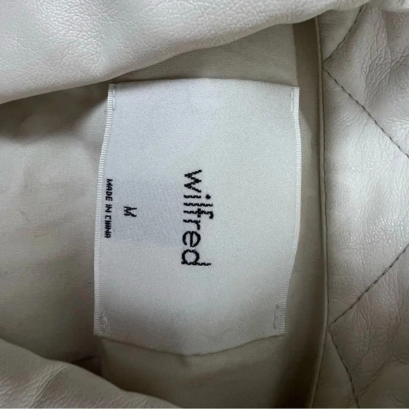 Aritzia Wilfred The Ganna Shirt Jacket in Vegan Leather in Birch - size M - Picture 6 of 8